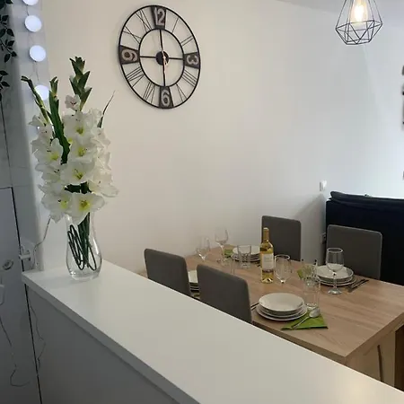 Apartamento De Ensueno Garrucha